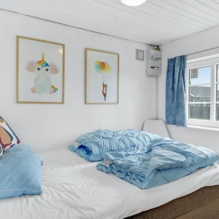 1 Bedroom Gorgeous In بيت للعطل هادرسليف