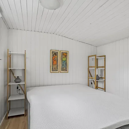 Ferienhaus 1 Bedroom Gorgeous In